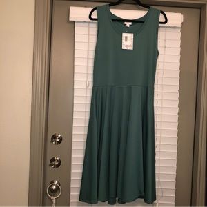 NWT LuLaRoe Nicki Sleeveless Dress w/ Pockets